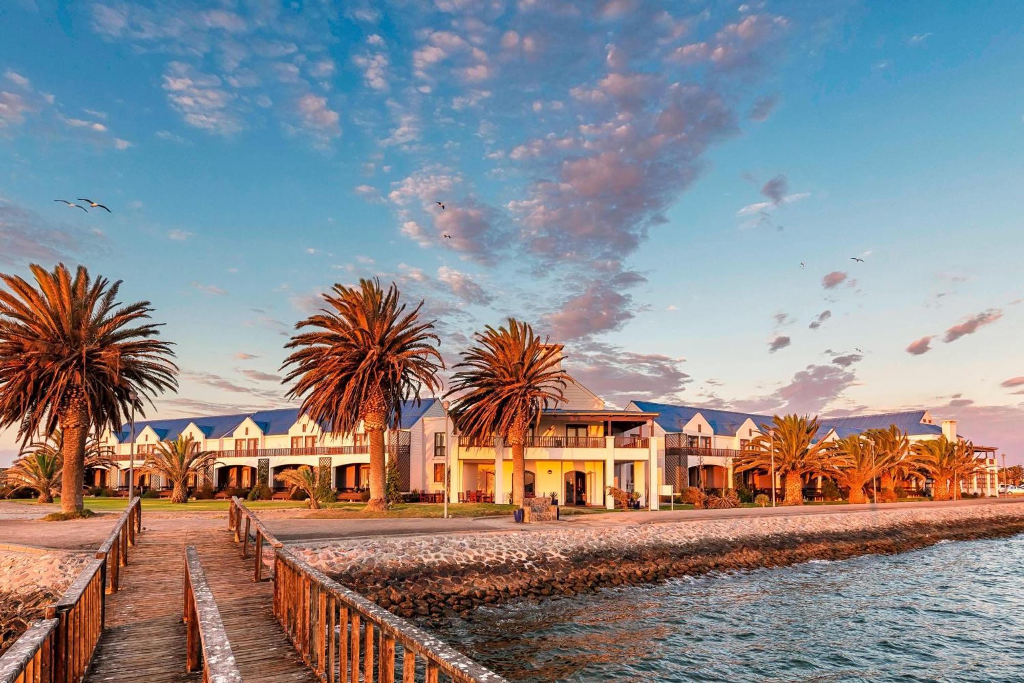 Protea Hotel By Marriott Walvis Bay Pelican Bay Exterior photo